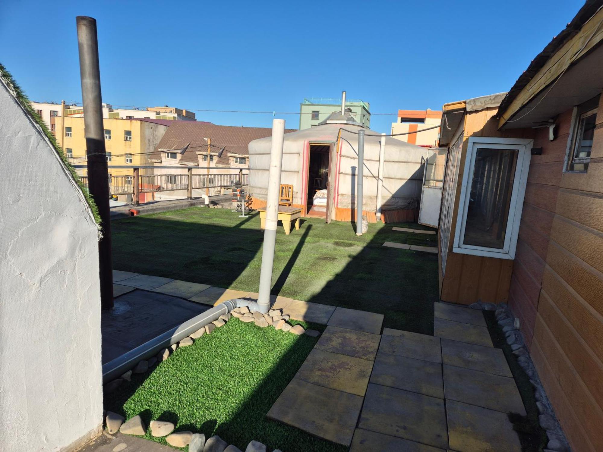 Gana'S Guest House And Tours Ulan Bator Exterior foto